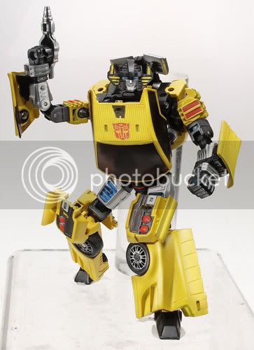 Universe-Deluxe-Sunstreaker.jpg