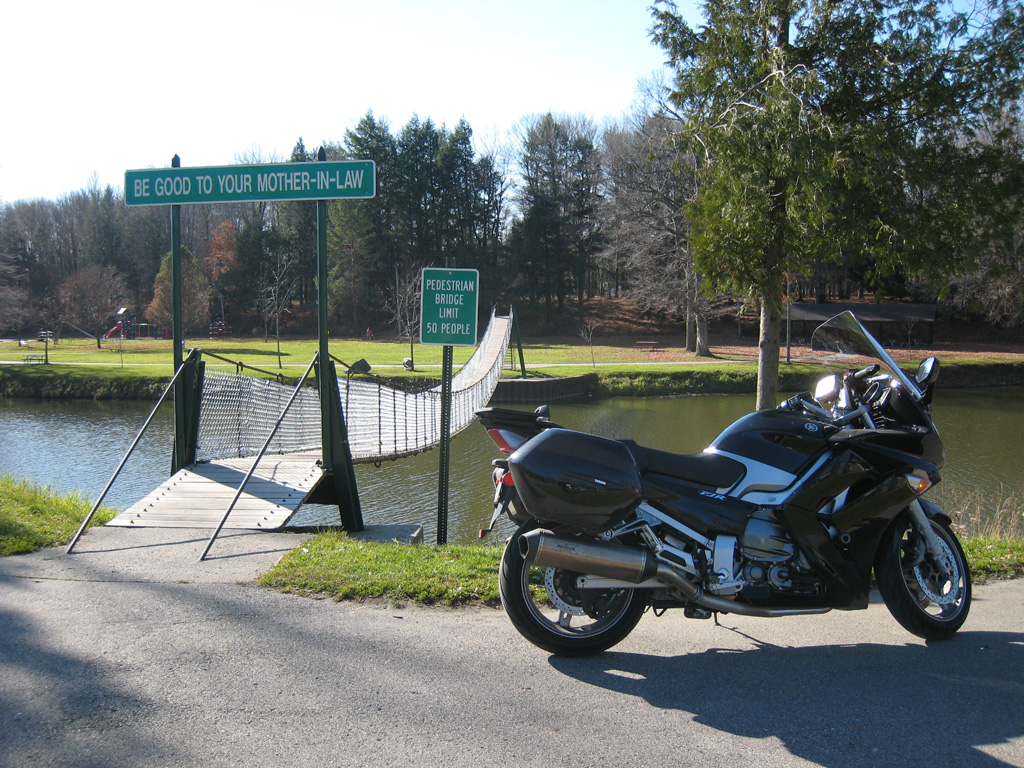 swinging_bridge2.jpg