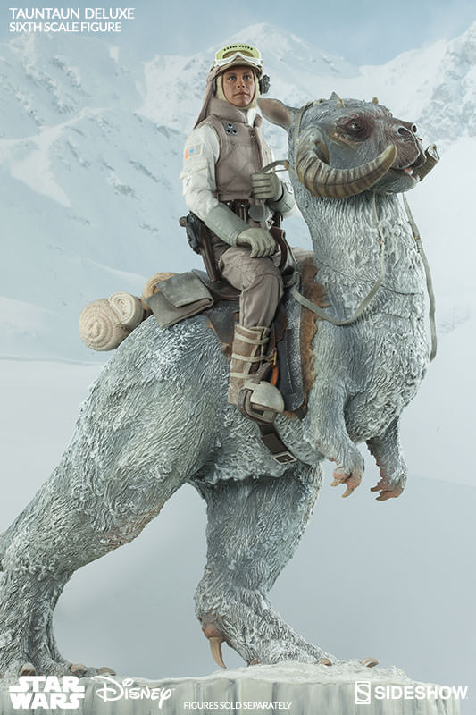 100052-tauntaun-deluxe-010.jpg