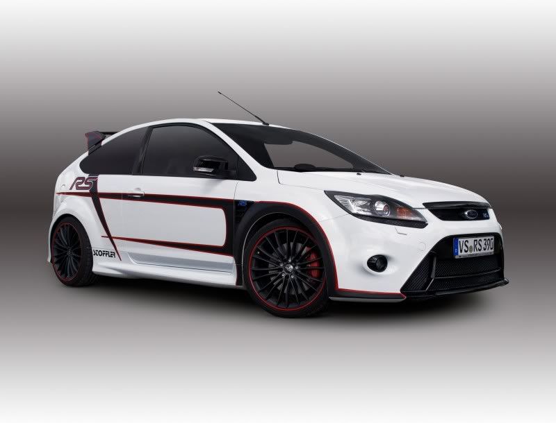 First-best-look-of-2010-Ford-Focus-RS-by-Stoffler-from-front-side.jpg