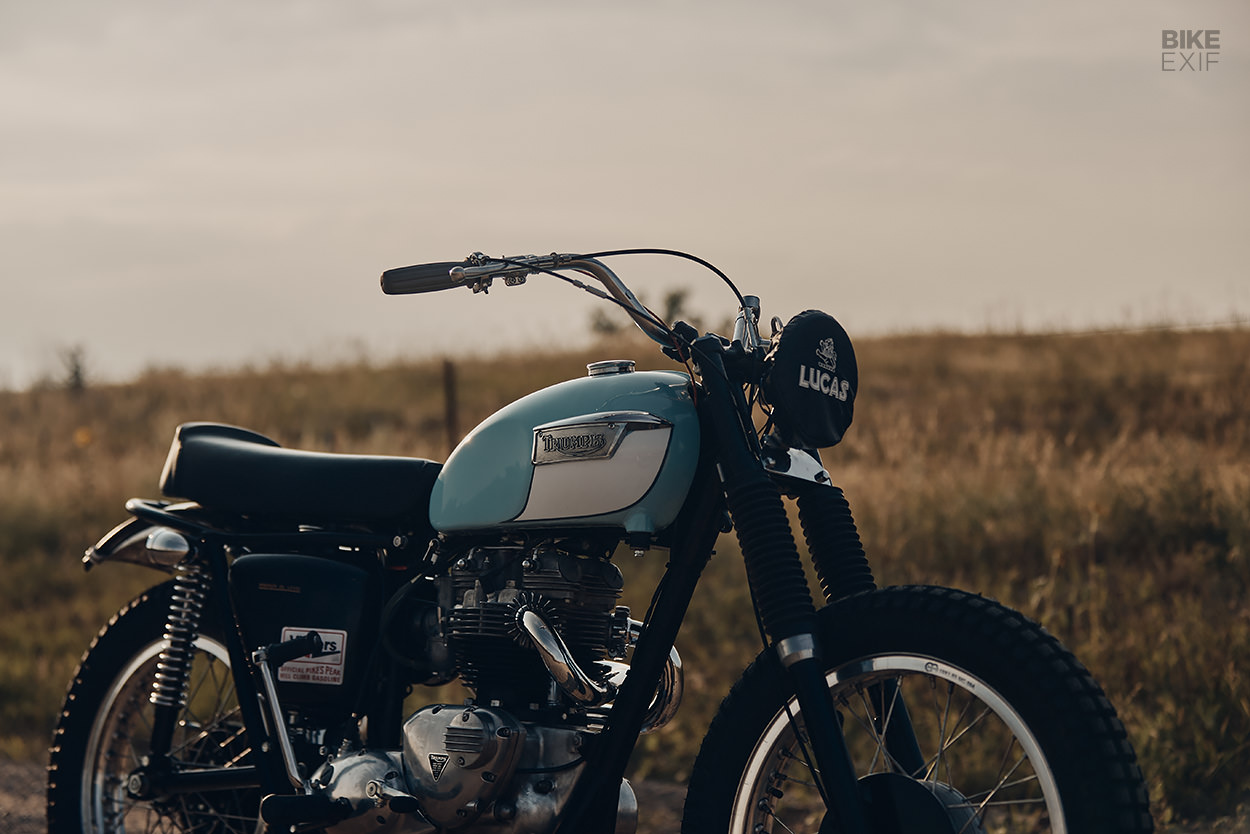 Triumph TR6 desert sled by Hello Engine