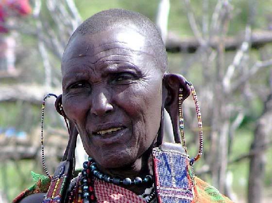 1863606-Maasai_woman_with_large_ear.jpg