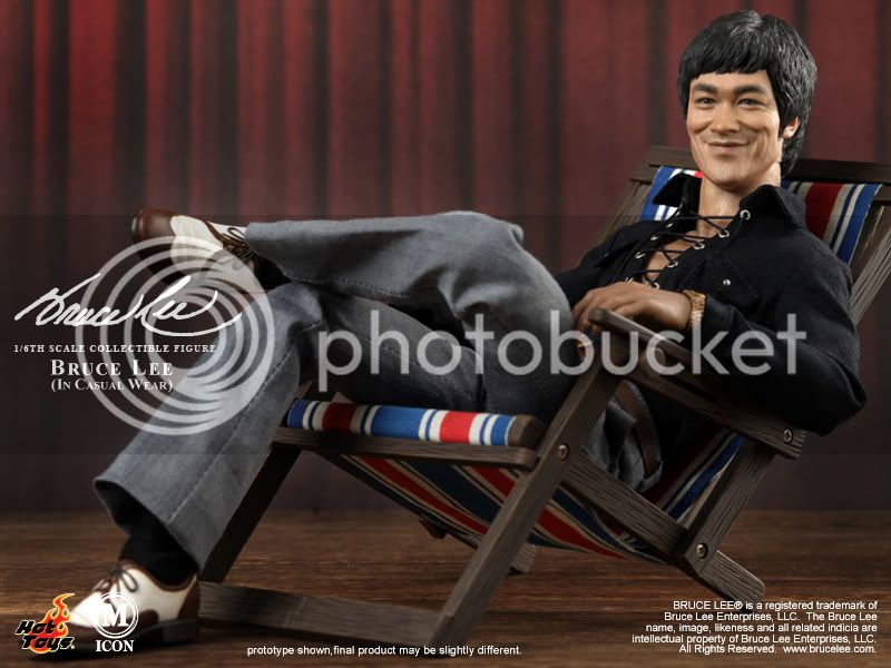 HotToys_BruceLee_InCasualWear_9.jpg