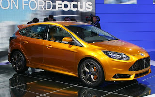 ford-focus-st-passenger-side.jpg