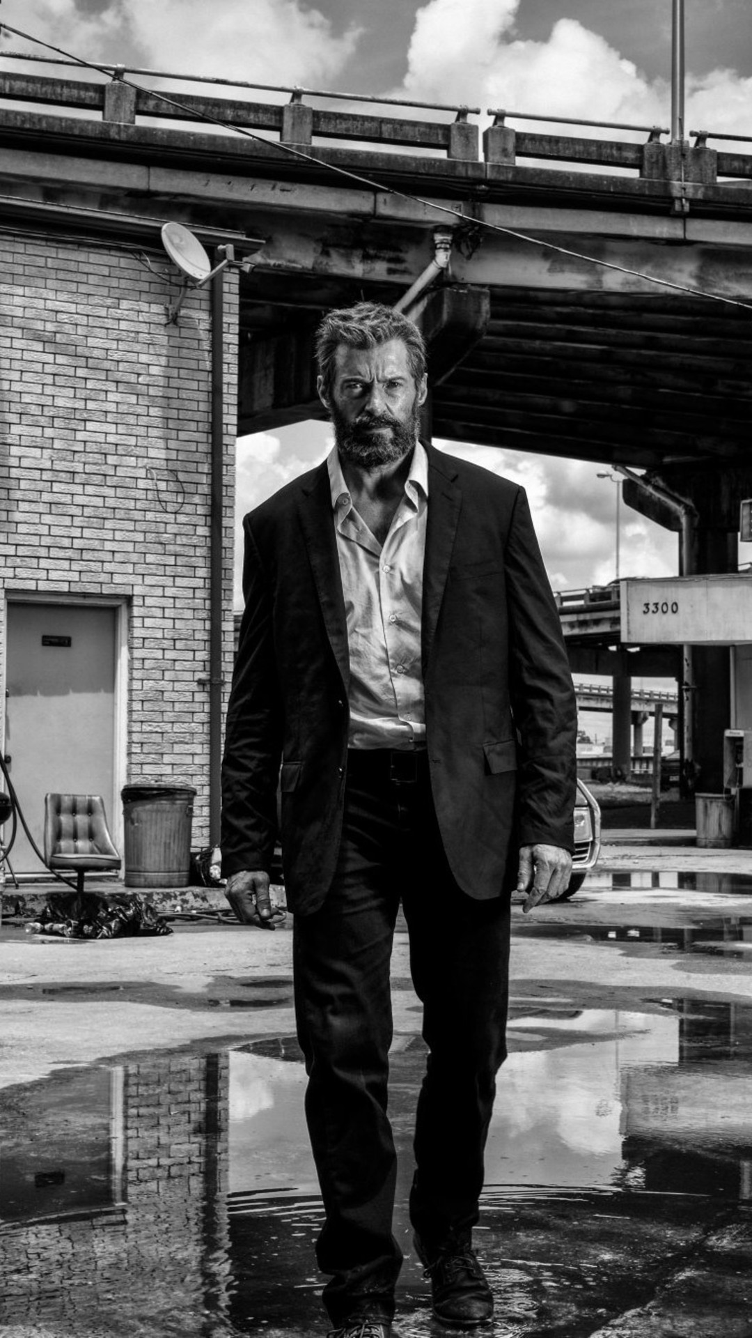 logan-2017-hugh-jackman-suit-do-1080x1920.jpg