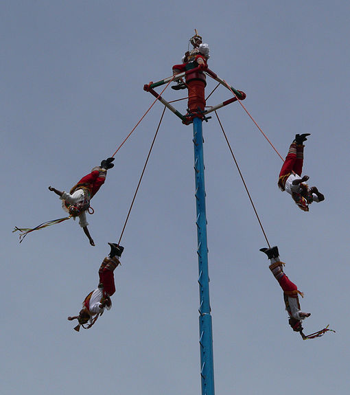 510px-El_Tajin_Los_Voladores_fcm.jpg