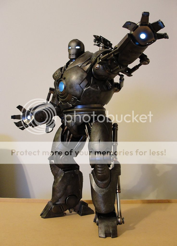 HotToys-IronMan-IronMonger1_zpse8fce806.jpg