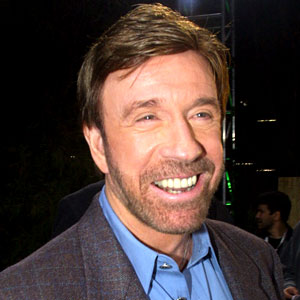 Chuck+Norris%2527+smile1.jpg