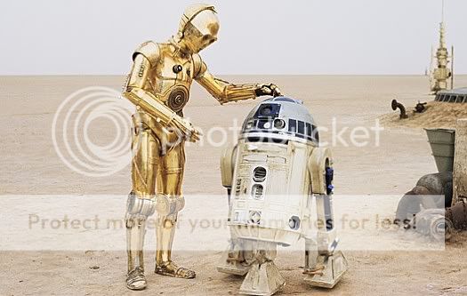 R2D2__C3PO_on_Tatooine.jpg