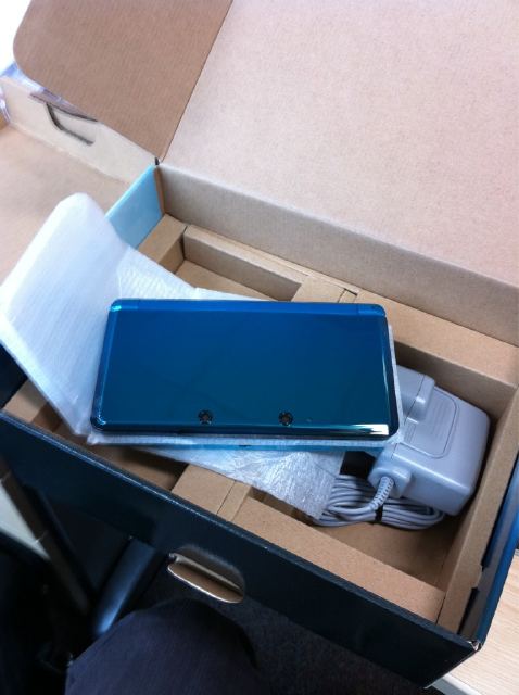 3ds_unboxing-5.jpg