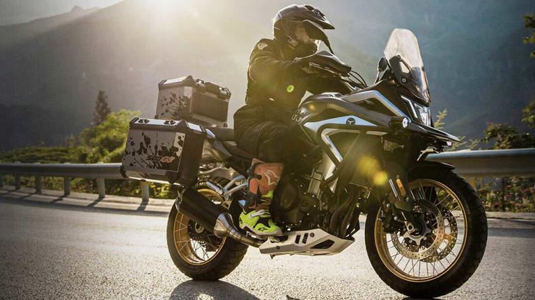 Chinese GS: Vinto Motor's GS 525 Adventure Bike 
