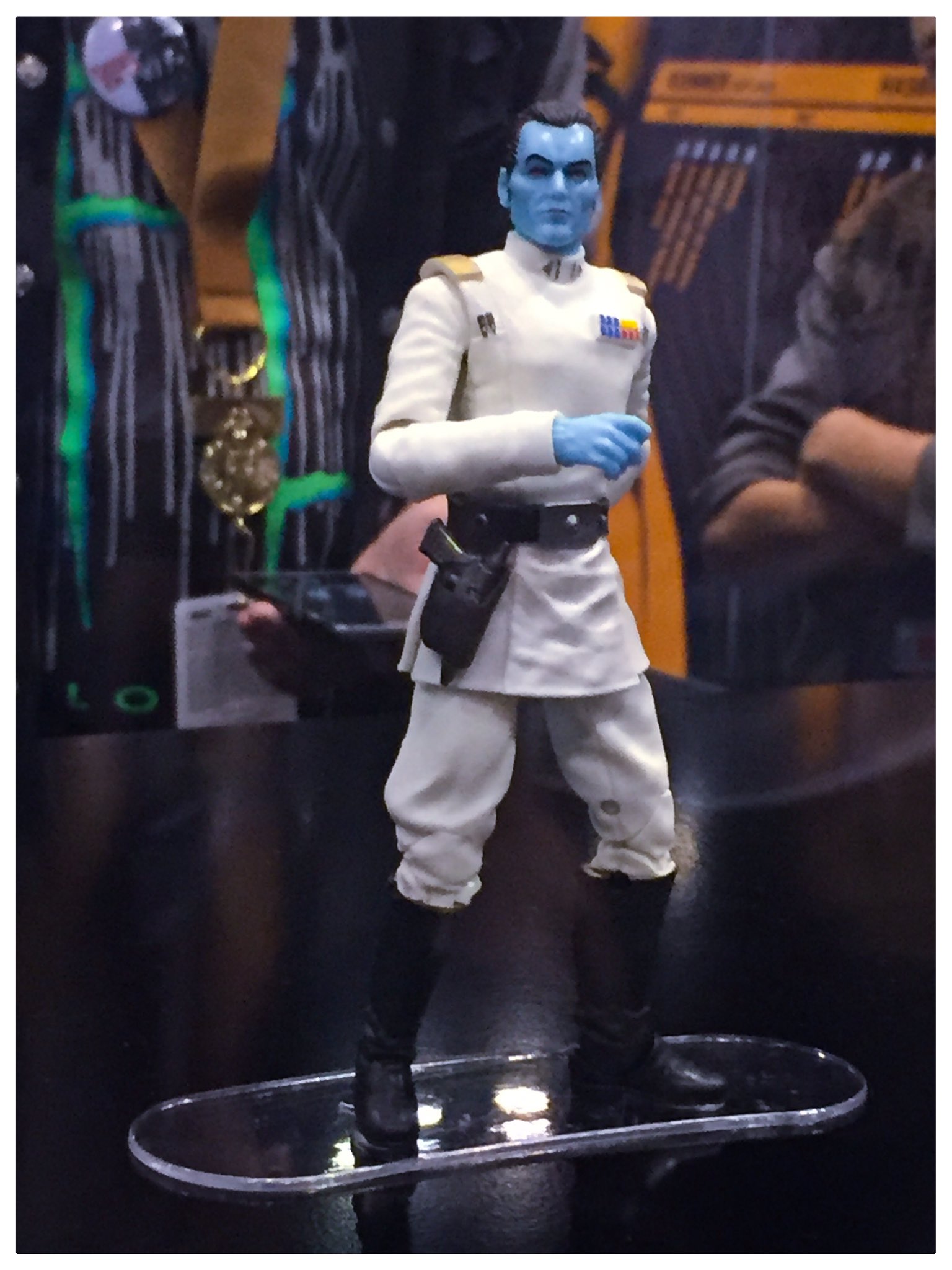 Black-Series-Thrawn.jpg