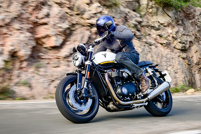 2025 Triumph Speed Twin 1200 action left