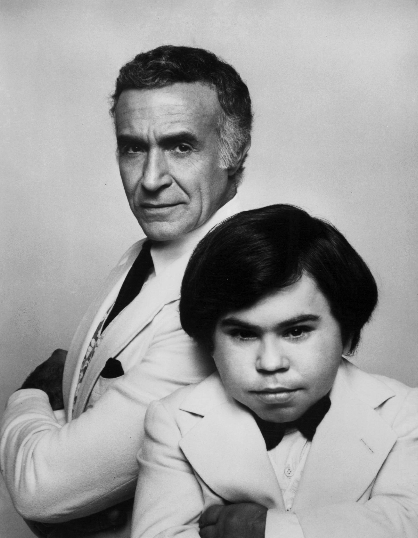 Ricardo_Montalban_Herve_Villechaize_Fantasy_Island_1977.JPG