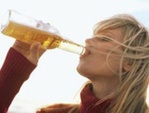 woman-drinking-beer.jpg