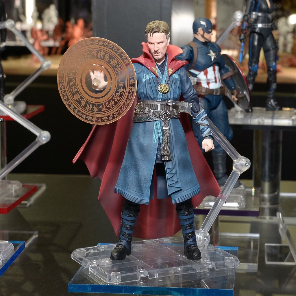 TCC2016-SH-Figuarts-Marvel-Dr-Strange.jpg