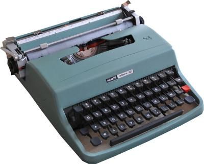 olivetti_lettera_32b67_zps45d9167c.jpeg