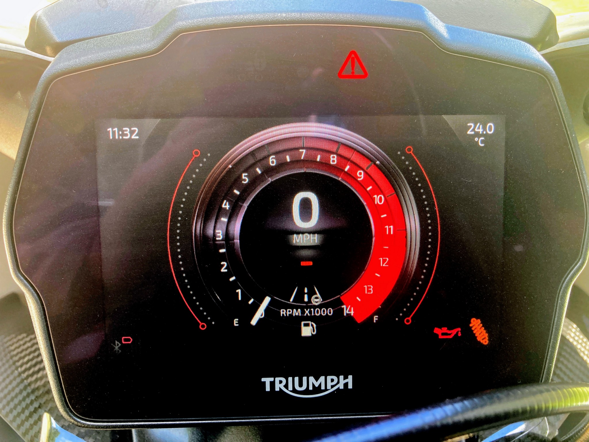 Triumph Speed Triple RR TFT display