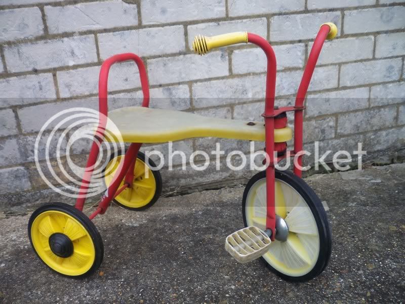 rednyeltrike.jpg