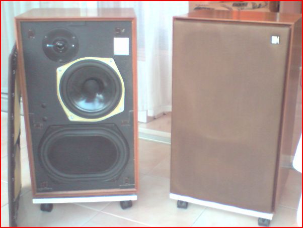 kef-cadenza-151119.jpg