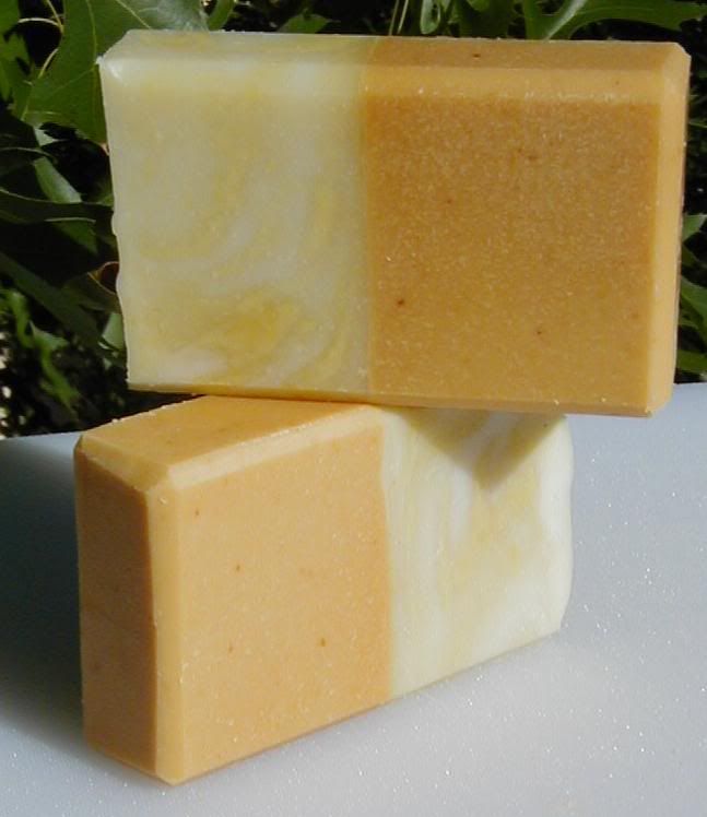 Using Paprika Powder as a Natural Colorant in Soap — Adventures With The  Sage