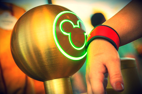 disney-magic-band-elite-daily.jpg