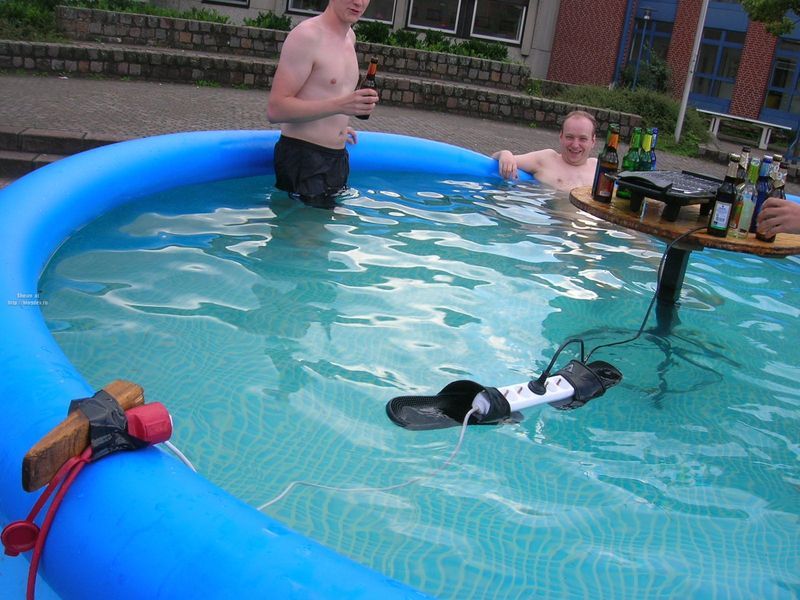 redneck_pool_party_zps0ba2abde.jpg