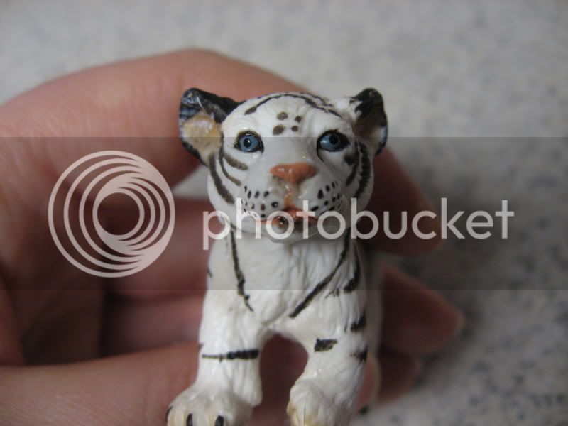 AnimalFigurines057.jpg