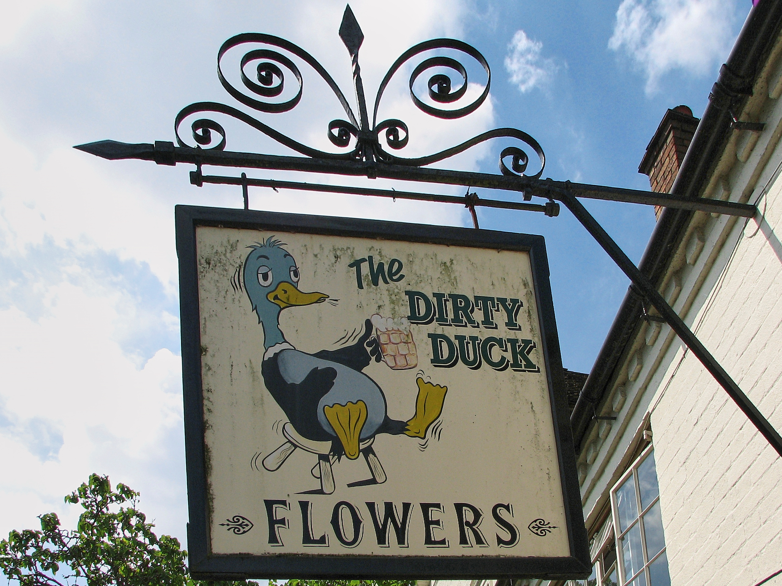 03437_07.08.01_ Stratford upon Avon_Dirty Duck and Black Swan.jpg