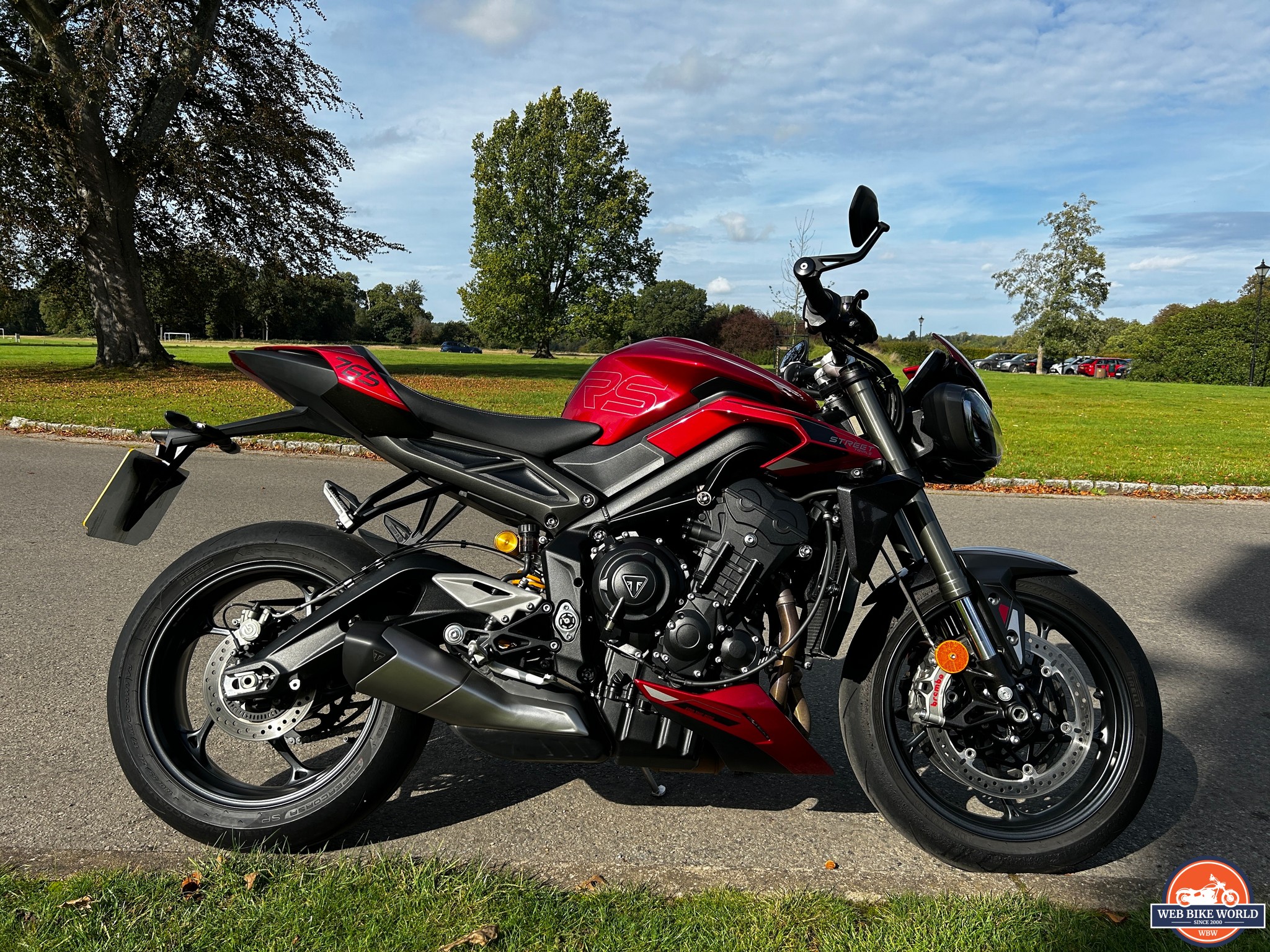 Right side view of the 2023 Triumph Street Triple 765RS