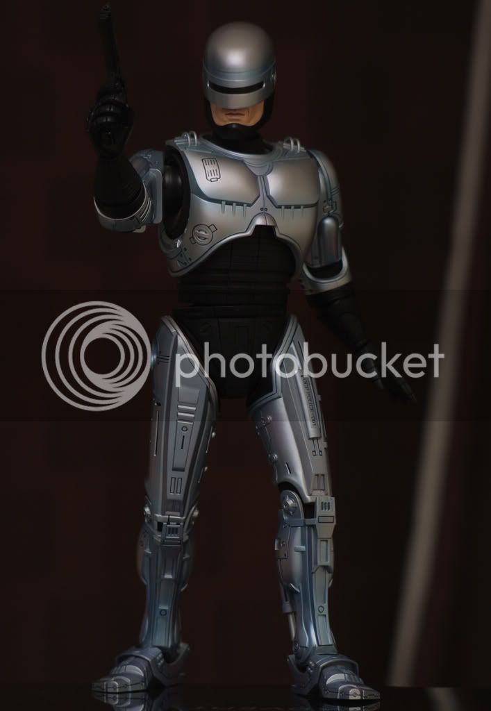 HotToysRobocop004.jpg