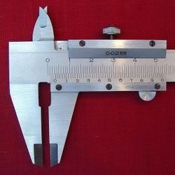 250px-600px-vernier_calipers.jpg