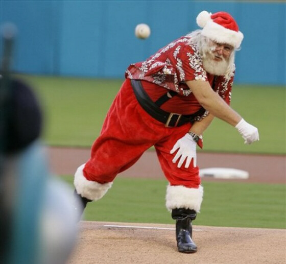 Baseball-Santa.jpg