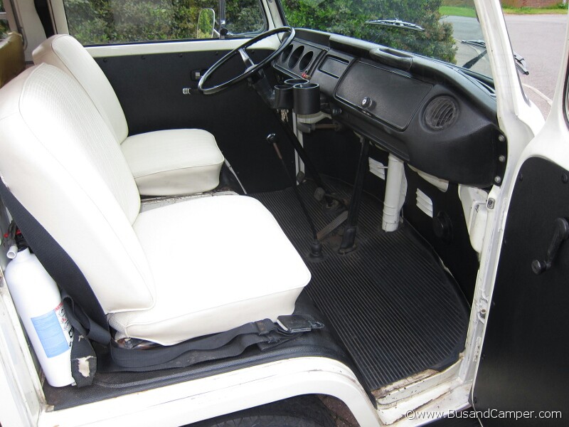 VW_Bay_window_door_insides_7.jpg