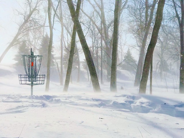 Attaching Ribbons To Disc Golf Discs For Snow / Winter Disc Golf %