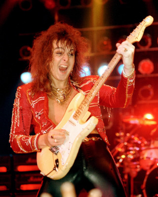 yngwie-malmsteen-1.jpg