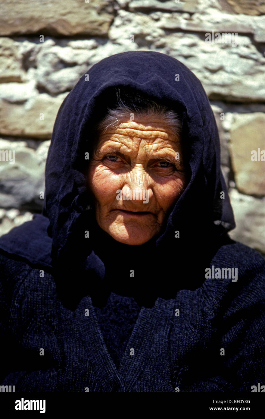 greek-people-elderly-woman-in-the-village-of-tsepelevo-in-the-zagoria-bedy3g.jpg
