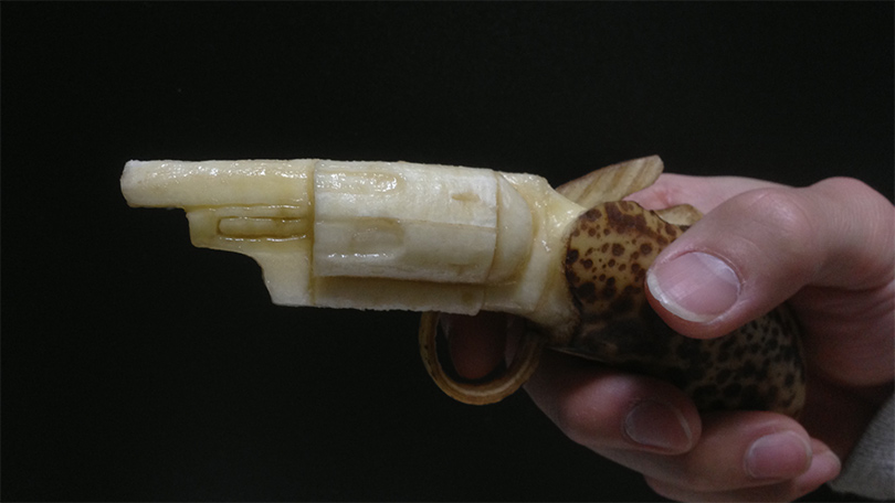 and-heres-a-banana-in-the-shape-of-a-gun-136389709145902601-140429143516.jpg