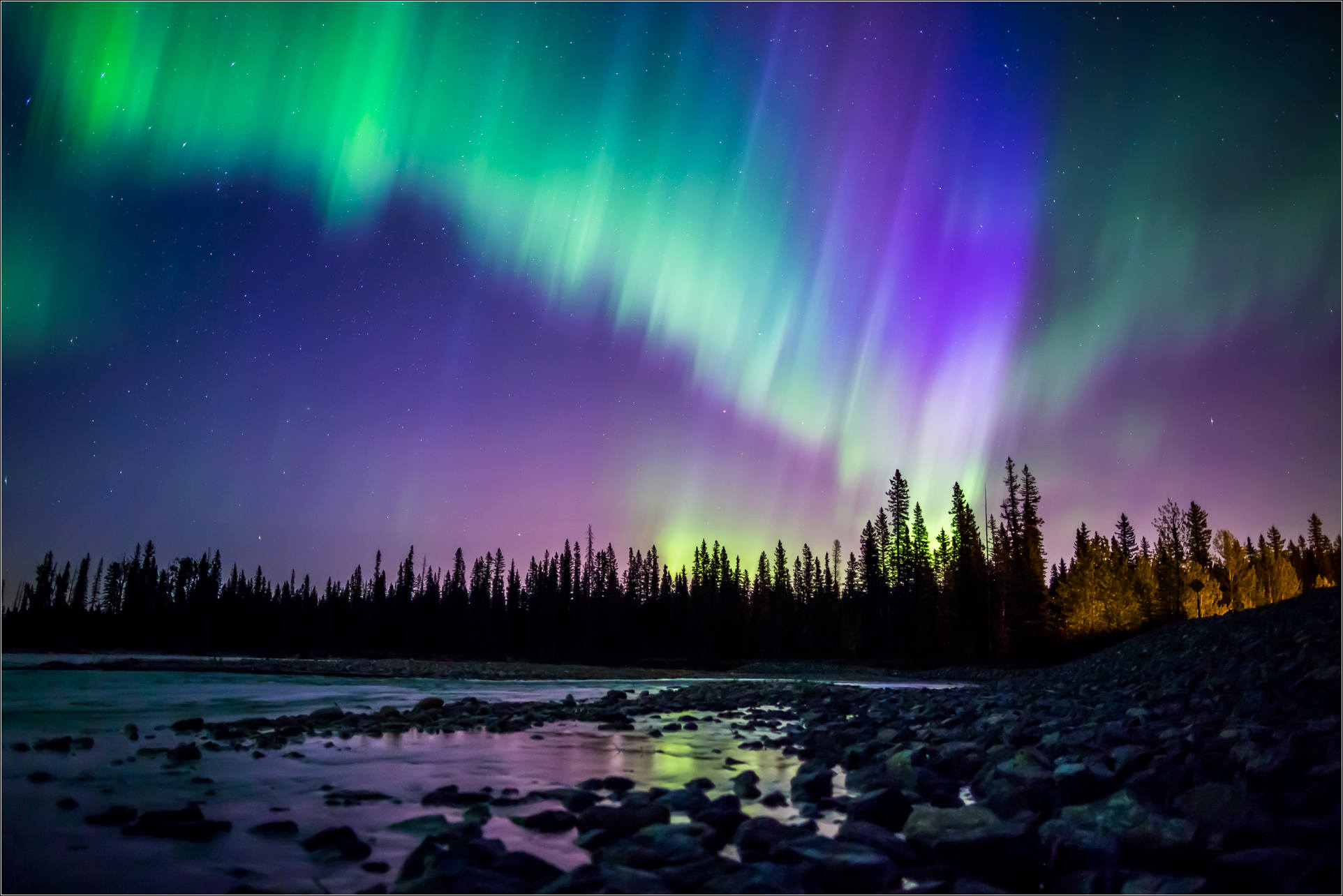 mothers-day-aurora-borealis-c2a9-christopher-martin-5949.jpg