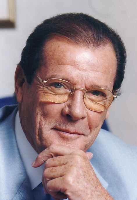 Roger_Moore.jpg