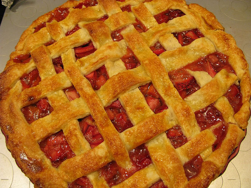 strawberry_rhubarb_pie.jpg