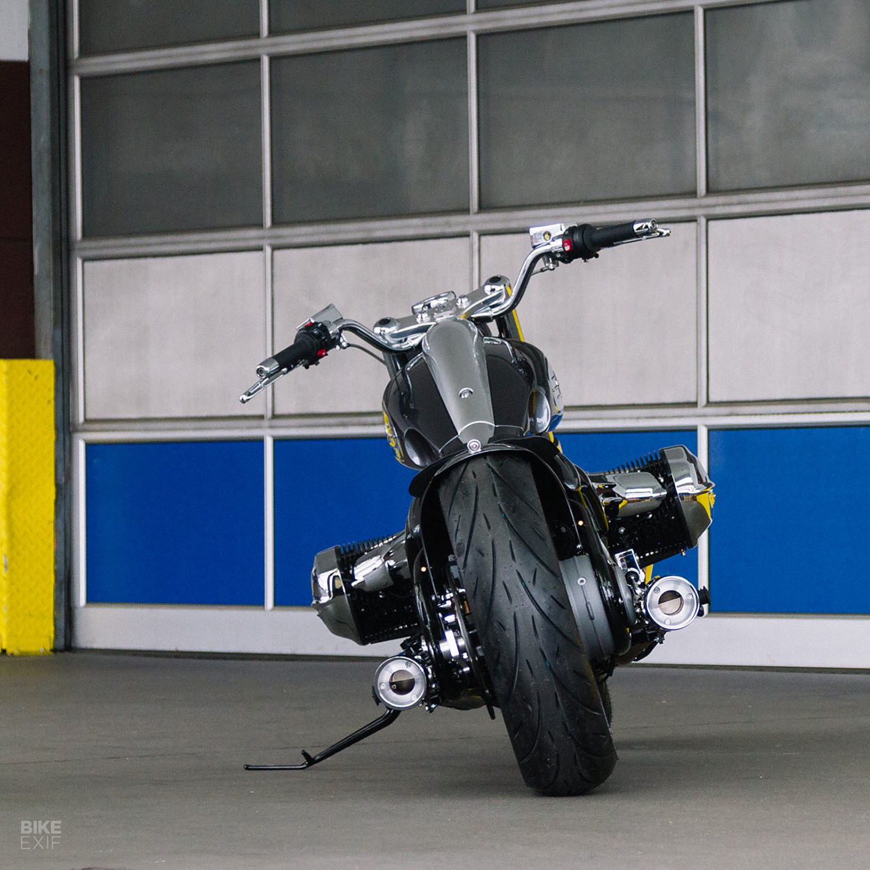 Custom BMW R18 by Rabbit Ground Customizing