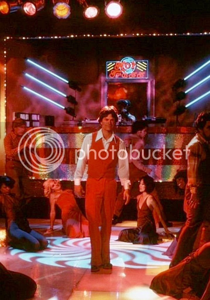 011312-arts-mark-wahlberg-boogie-nights-New-Line-Cinema-717x1024.jpg