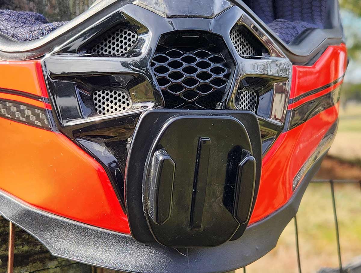 ScorpionEXO XT9000 CarbonHelmet 01