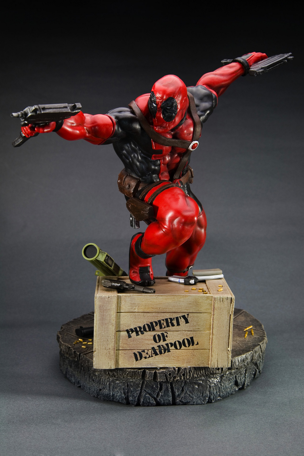 DEADPOOL_FINE_ART_STATUE_011_1277208594.jpg