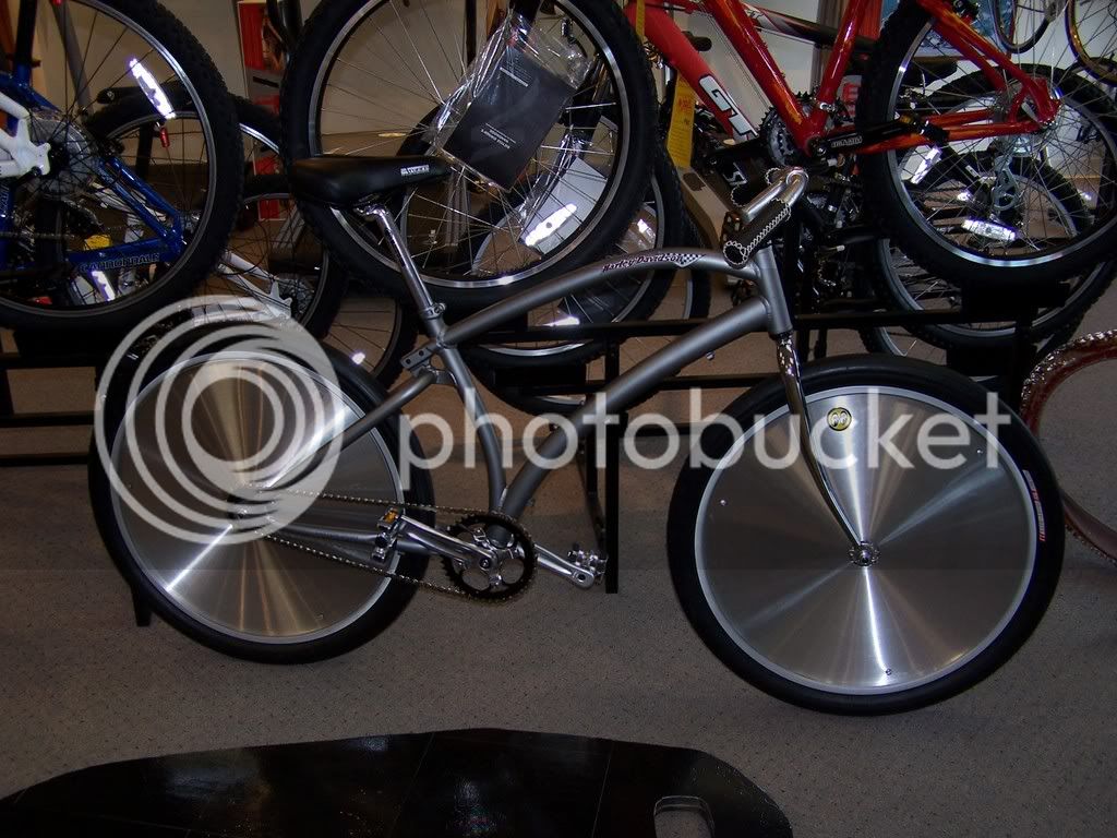 bikes001.jpg