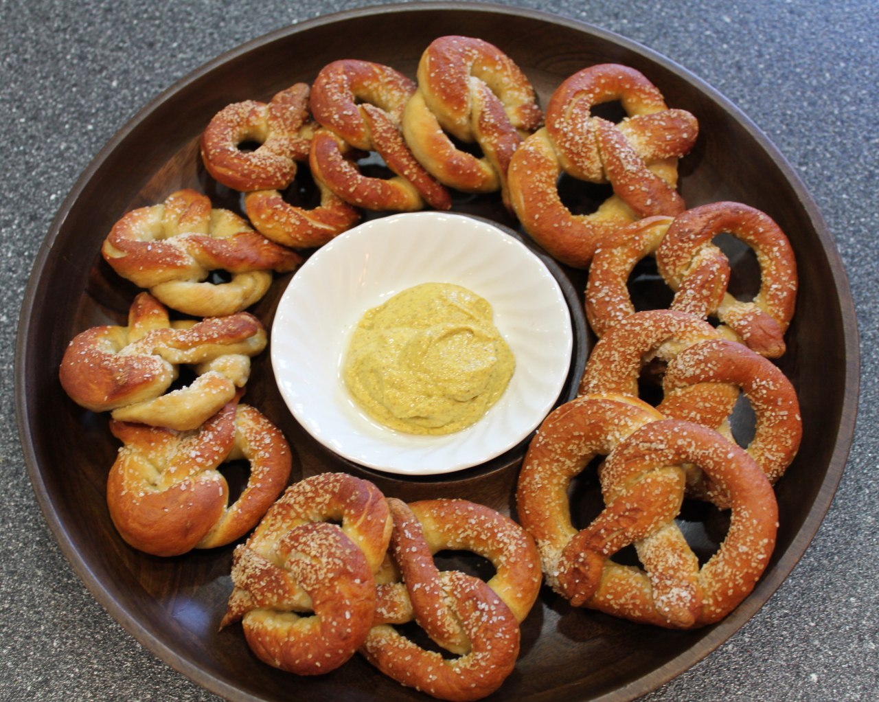 sourdough-pretzel2.jpg