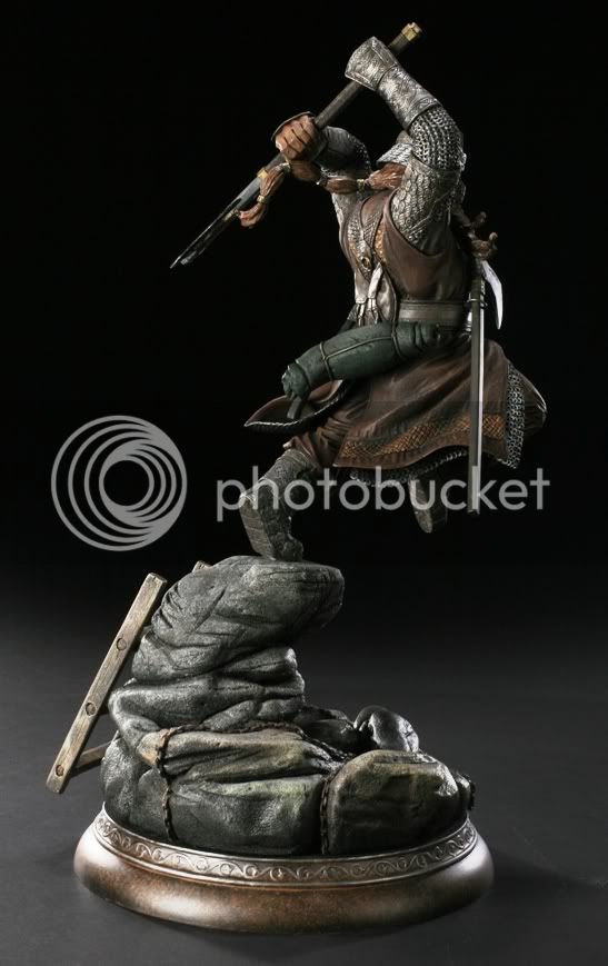 gimli_statue_side_by_sculptortim-d3c83gz.jpg