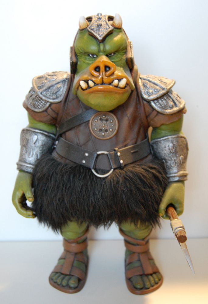 hasbro_gamorrean_repaint2b.jpg