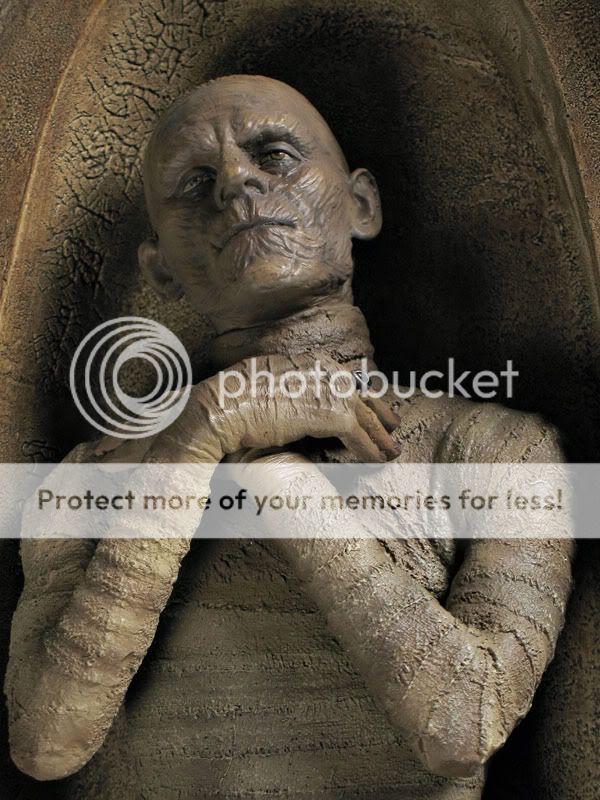 mummy01.jpg